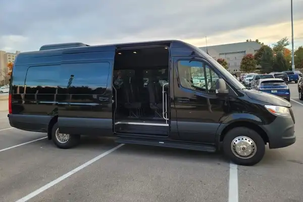 Van Fleet Transportation - Affects PCS Van fleet transportation by Affects PCS professional chauffeurs